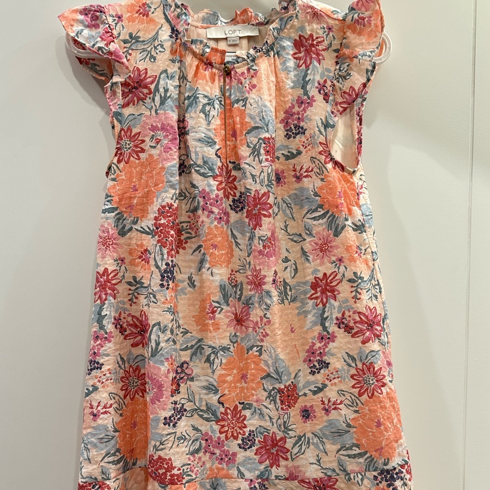 Summery Dainty LOFT Dress